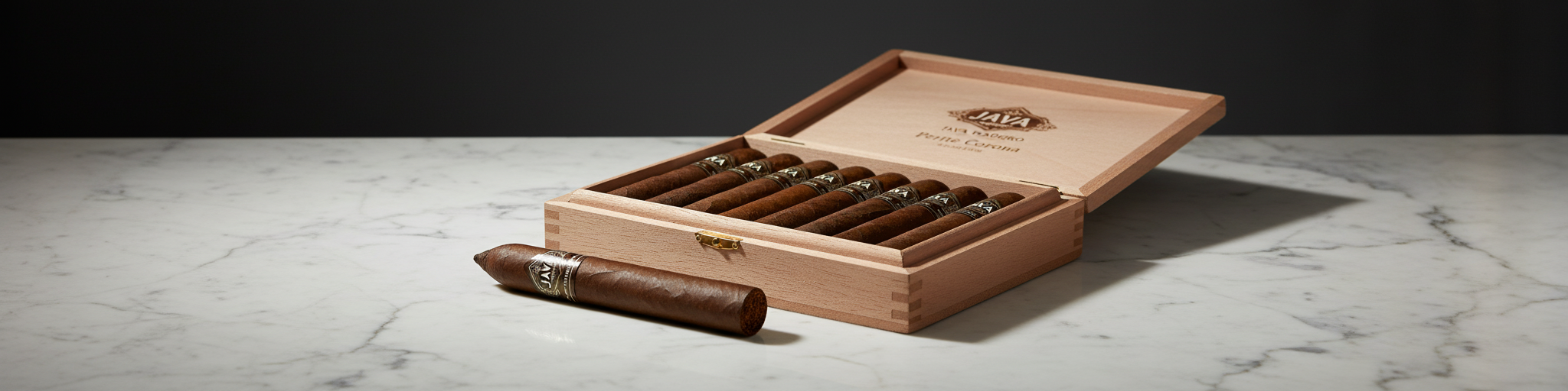 Java Maduro Petite Corona