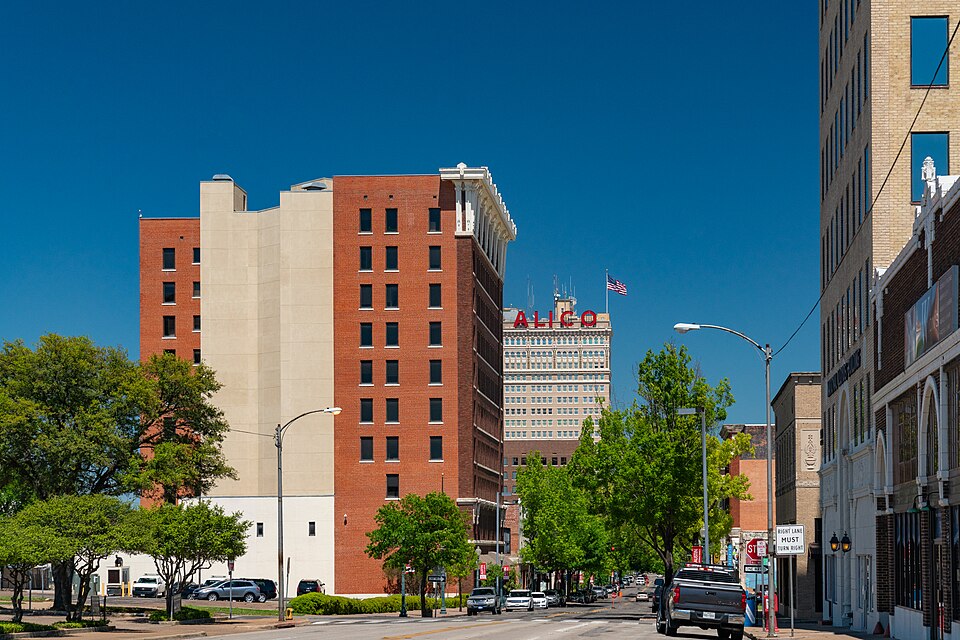 Downtown Waco After Dark: A Local's Guide to Austin Avenue